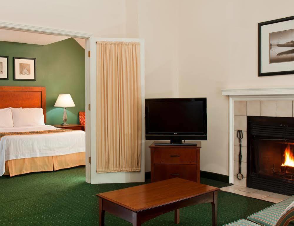 Residence Inn Kansas City Downtown/Union Hill Exterior foto